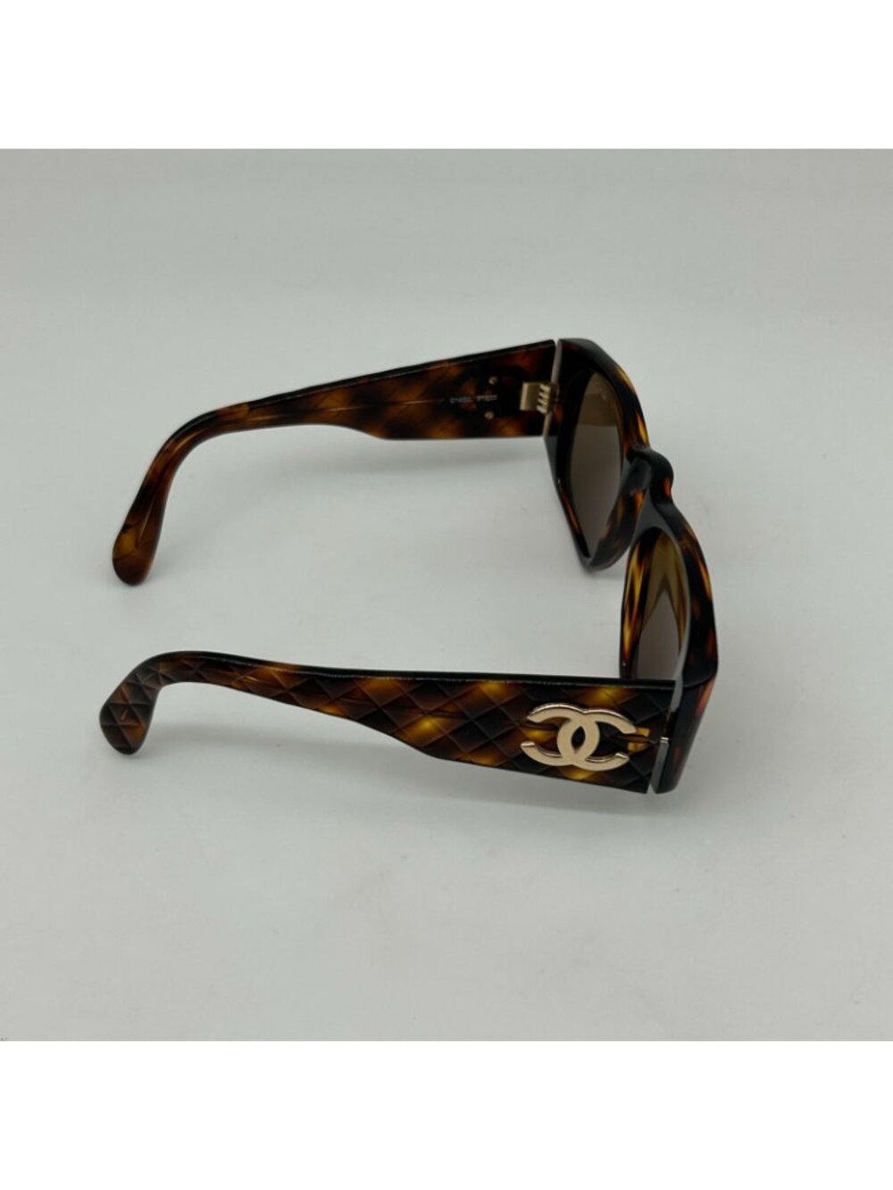 Chanel Vintage Quilted CC Logo Marble Brown Gold Acetate Sunglasses Eyewear - Picture 3 of 11